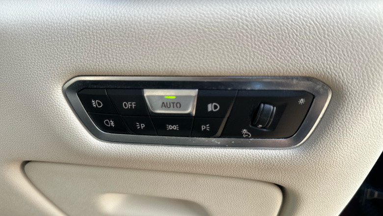 BMW X5 xDrive M50i 5dr Auto Petrol Estate